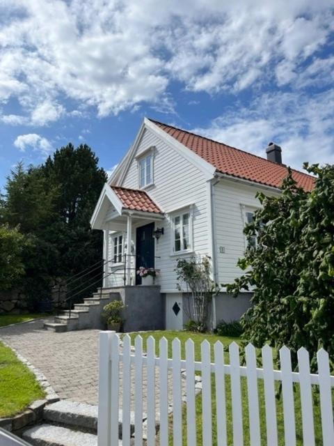 Hybel Med Bad Apartamento Egersund Exterior foto